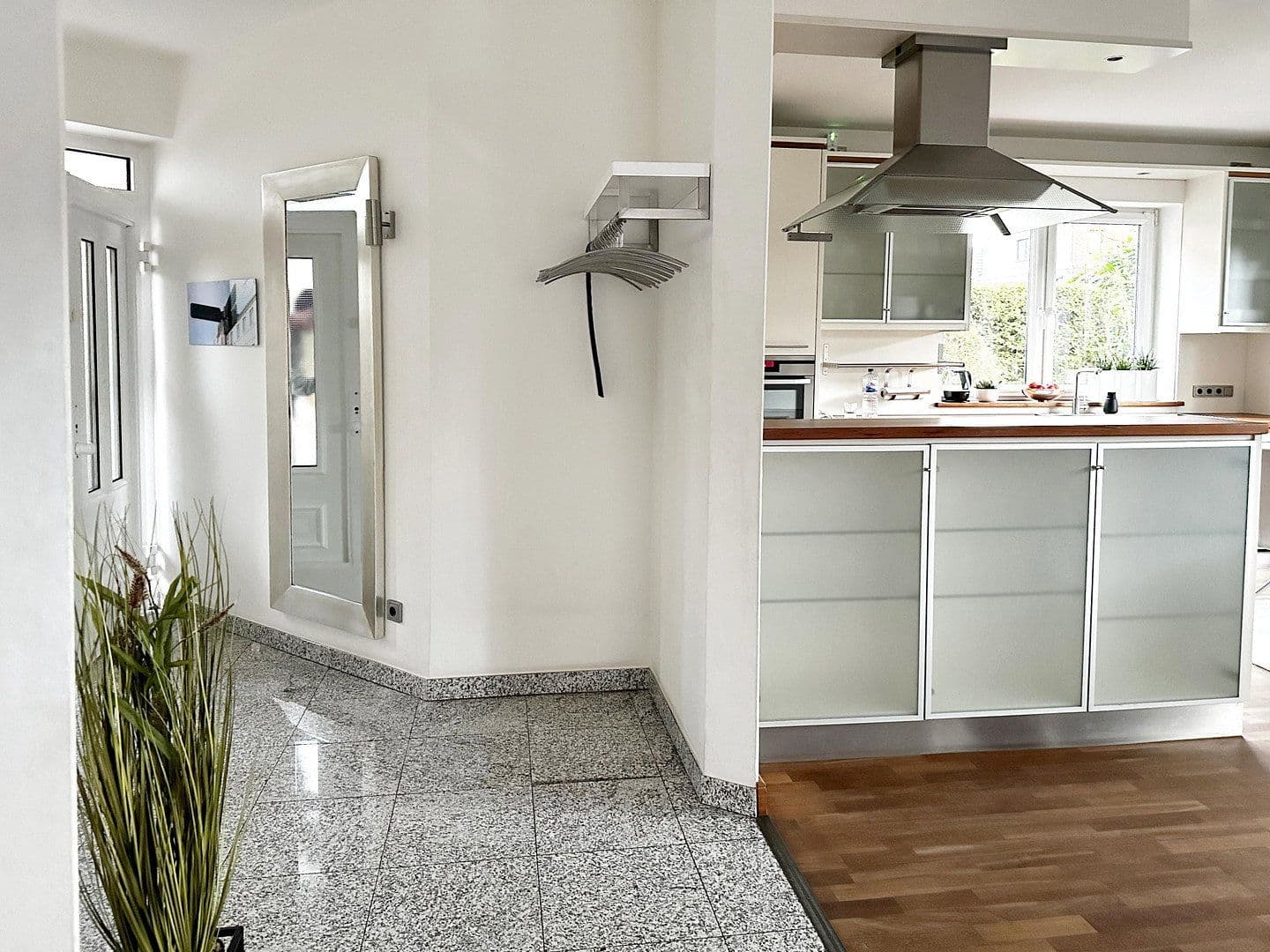 Predaj domu 210 m², pozemek 425 m², Pinneberg, Šlezvicko-Holštajnsko Predaj domu 210 m², pozemek 425 m², Pinneberg, Šlezvicko-Holštajnsko