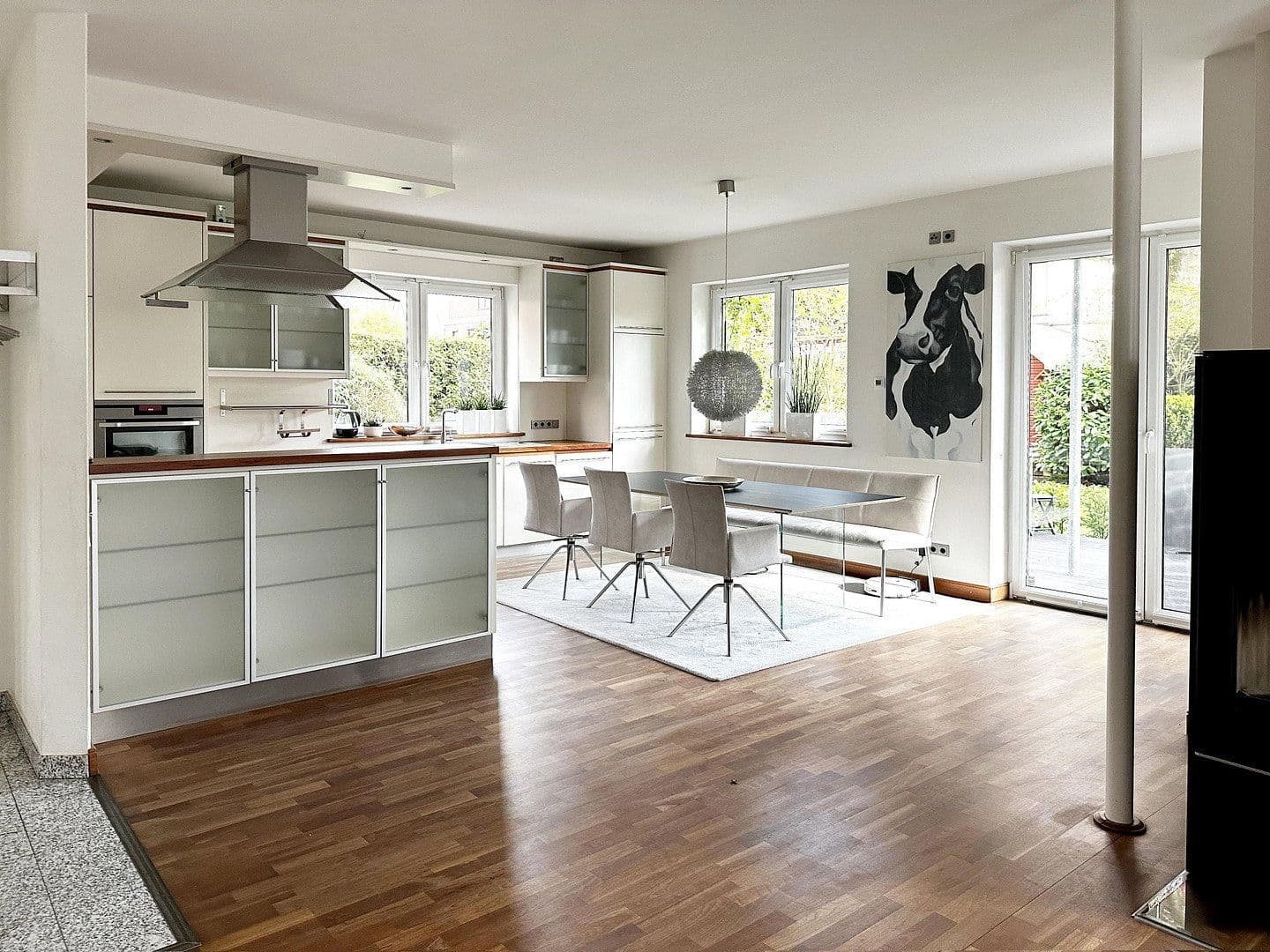 Predaj domu 210 m², pozemek 425 m², Pinneberg, Šlezvicko-Holštajnsko Predaj domu 210 m², pozemek 425 m², Pinneberg, Šlezvicko-Holštajnsko