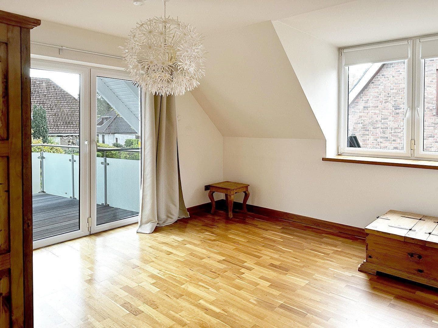 Predaj domu 210 m², pozemek 425 m², Pinneberg, Šlezvicko-Holštajnsko Predaj domu 210 m², pozemek 425 m², Pinneberg, Šlezvicko-Holštajnsko