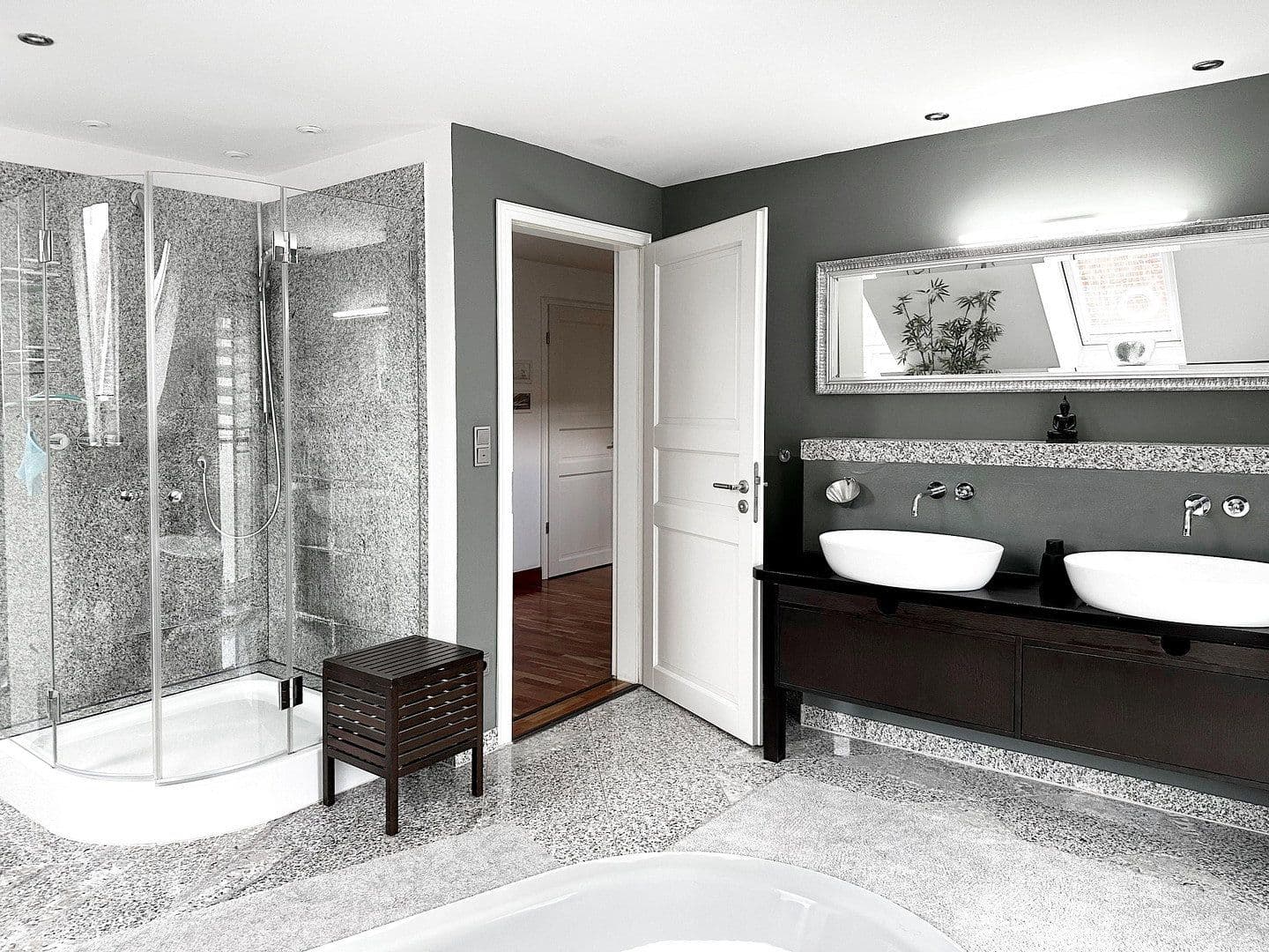 Predaj domu 210 m², pozemek 425 m², Pinneberg, Šlezvicko-Holštajnsko Predaj domu 210 m², pozemek 425 m², Pinneberg, Šlezvicko-Holštajnsko