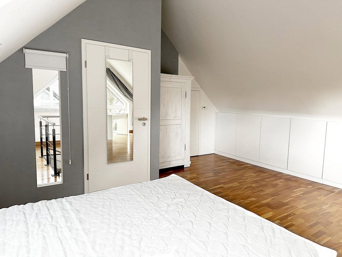 Predaj domu 210 m², pozemek 425 m², Pinneberg, Šlezvicko-Holštajnsko Predaj domu 210 m², pozemek 425 m², Pinneberg, Šlezvicko-Holštajnsko