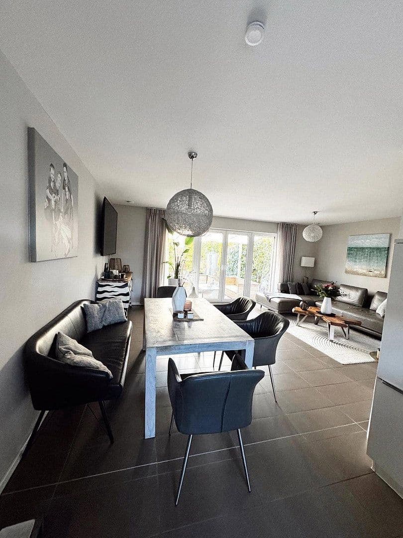 Predaj domu 115 m², pozemek 170 m², Vaterstetten, Bavorsko Predaj domu 115 m², pozemek 170 m², Vaterstetten, Bavorsko