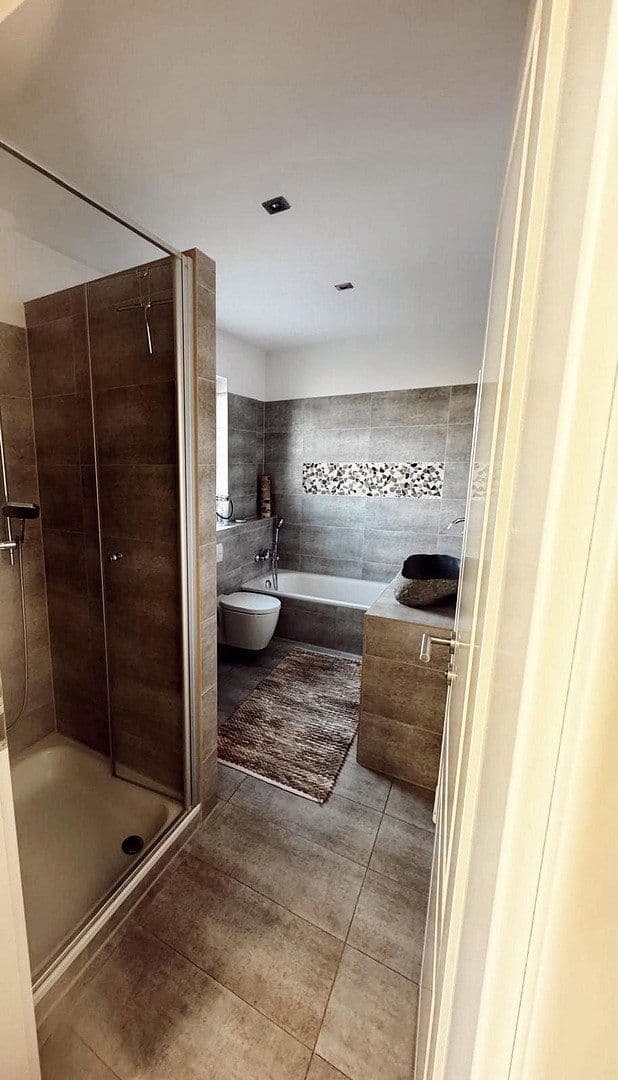 Predaj domu 115 m², pozemek 170 m², Vaterstetten, Bavorsko Predaj domu 115 m², pozemek 170 m², Vaterstetten, Bavorsko