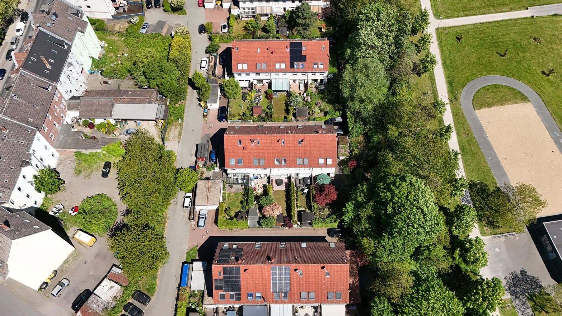 Predaj domu 130 m², pozemek 190 m², Gelsenkirchen, Severné Porýnie - Westfálsko Predaj domu 130 m², pozemek 190 m², Gelsenkirchen, Severné Porýnie - Westfálsko