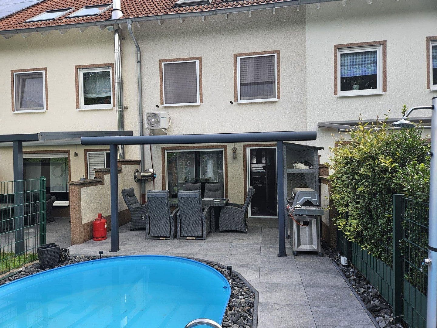 Predaj domu 130 m², pozemek 190 m², Gelsenkirchen, Severné Porýnie - Westfálsko Predaj domu 130 m², pozemek 190 m², Gelsenkirchen, Severné Porýnie - Westfálsko