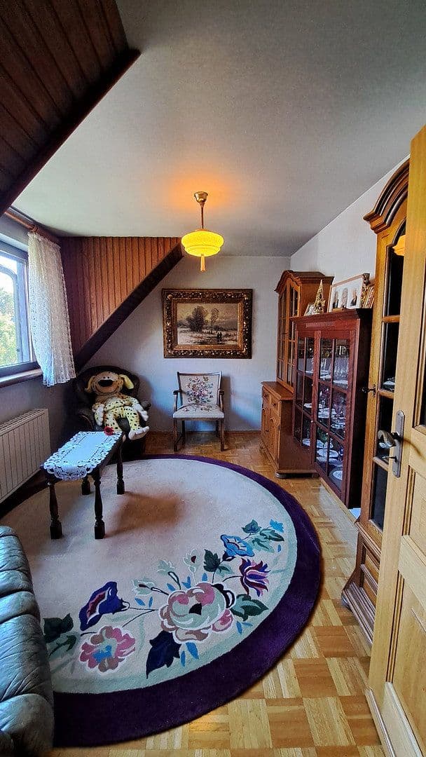 Predaj domu 170 m², pozemek 1.317 m², Grabenstraße 6, Stolberg, Severné Porýnie - Westfálsko Predaj domu 170 m², pozemek 1.317 m², Grabenstraße 6, Stolberg, Severné Porýnie - Westfálsko