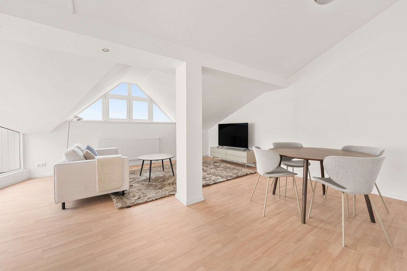 Predaj bytu 2-izbový 62 m², Bürgerstraße 26, Berlin, Berlín Predaj bytu 2-izbový 62 m², Bürgerstraße 26, Berlin, Berlín