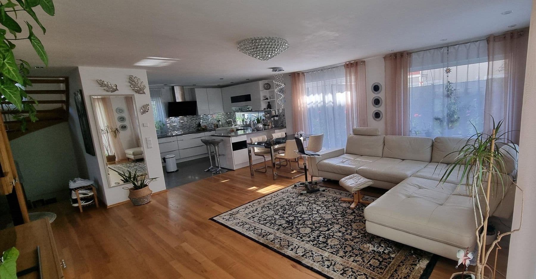 Predaj domu 158 m², pozemek 400 m², Rosenheim, Bavorsko Predaj domu 158 m², pozemek 400 m², Rosenheim, Bavorsko