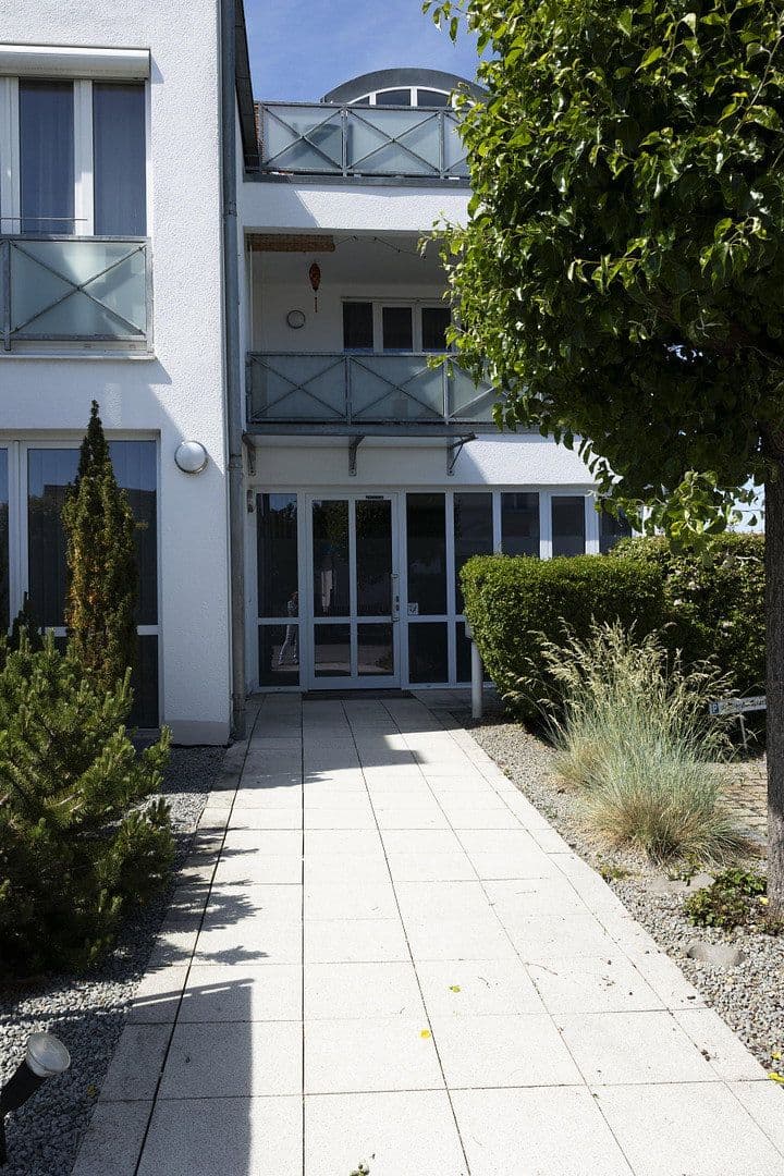 Prenájom kancelárie 404 m², Neufahrn in Niederbayern, Bavorsko Prenájom kancelárie 404 m², Neufahrn in Niederbayern, Bavorsko