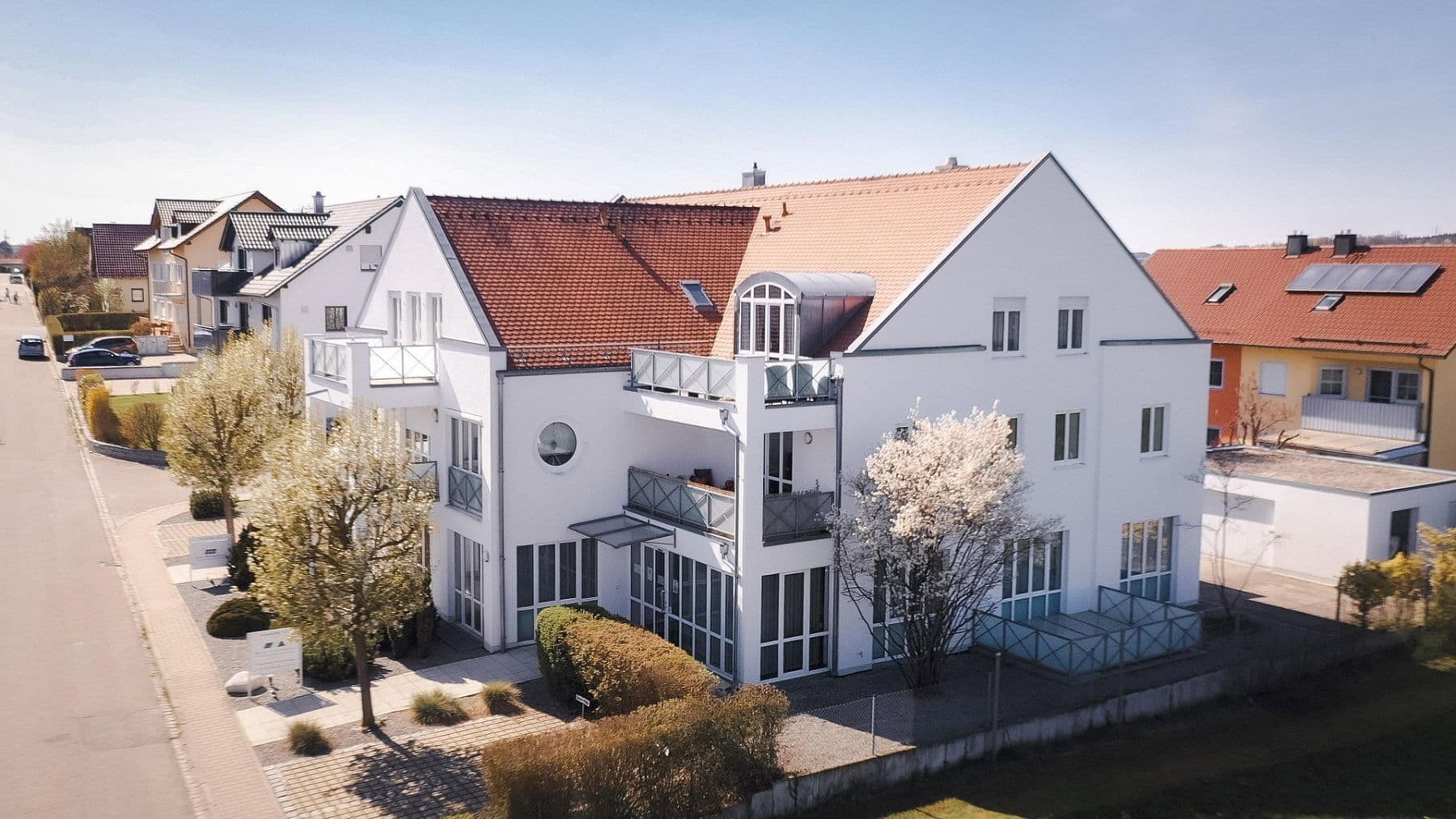 Prenájom kancelárie 404 m², Neufahrn in Niederbayern, Bavorsko Prenájom kancelárie 404 m², Neufahrn in Niederbayern, Bavorsko