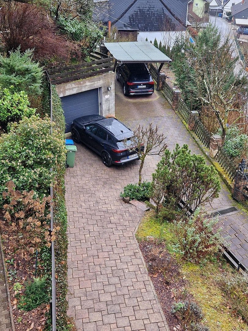 Predaj domu 251 m², pozemek 2.000 m², Neidenfels, Porýnie-Falcko Predaj domu 251 m², pozemek 2.000 m², Neidenfels, Porýnie-Falcko