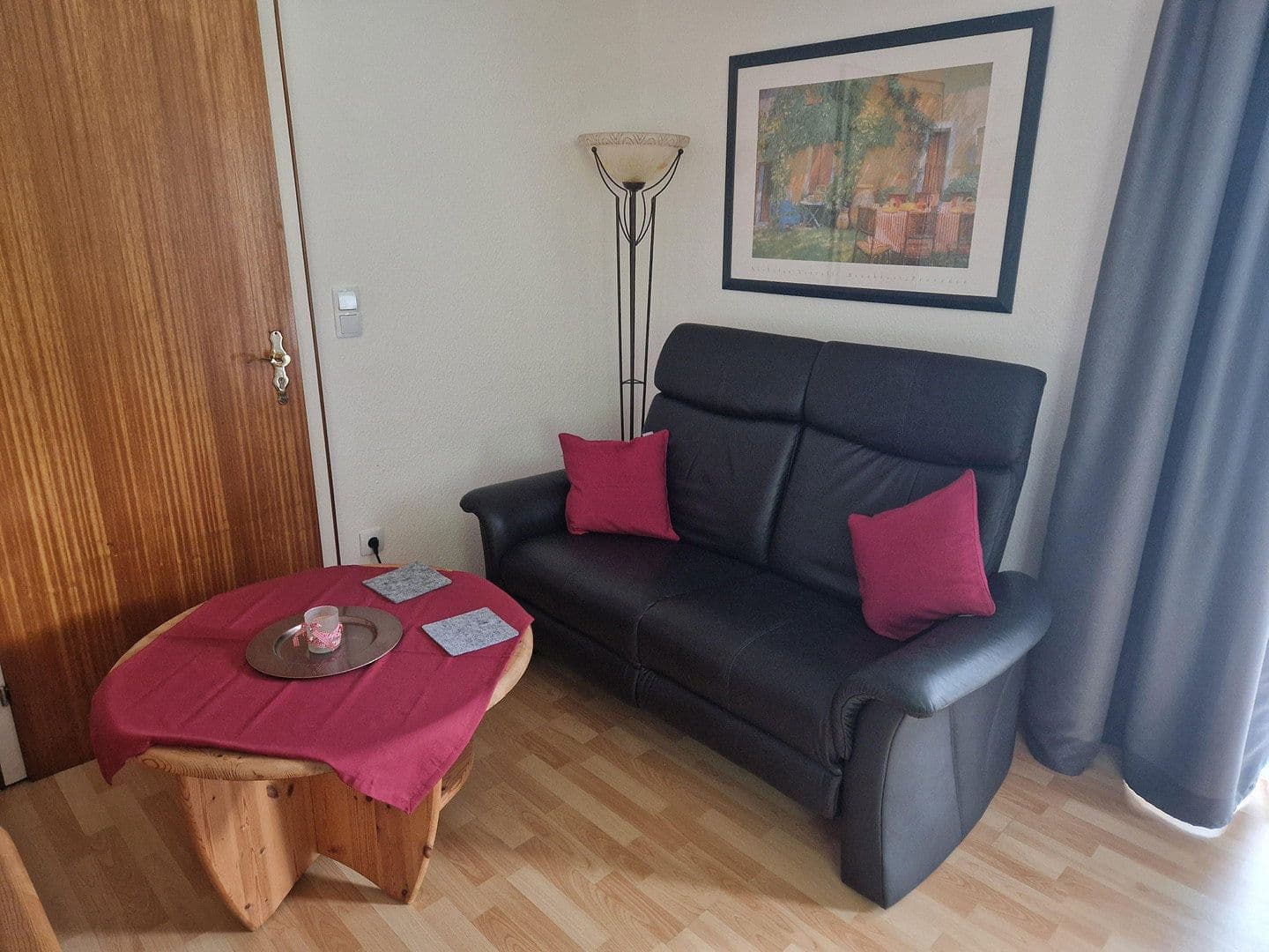 Predaj domu 251 m², pozemek 2.000 m², Neidenfels, Porýnie-Falcko Predaj domu 251 m², pozemek 2.000 m², Neidenfels, Porýnie-Falcko