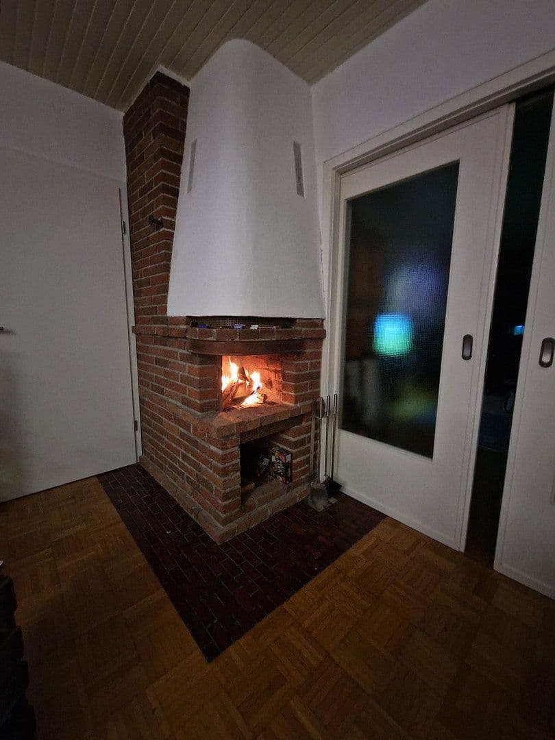 Predaj domu 251 m², pozemek 2.000 m², Neidenfels, Porýnie-Falcko Predaj domu 251 m², pozemek 2.000 m², Neidenfels, Porýnie-Falcko