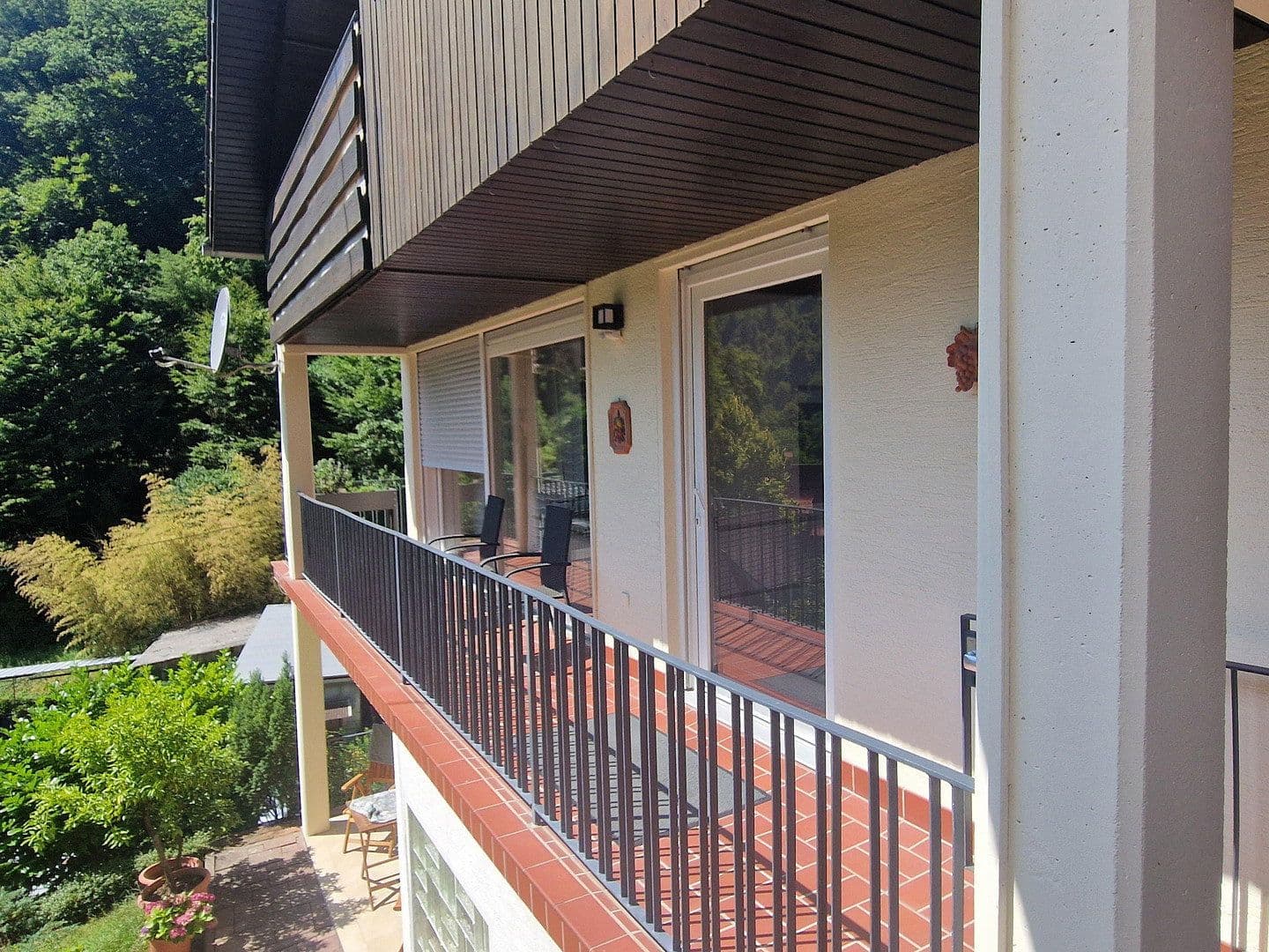 Predaj domu 251 m², pozemek 2.000 m², Neidenfels, Porýnie-Falcko Predaj domu 251 m², pozemek 2.000 m², Neidenfels, Porýnie-Falcko