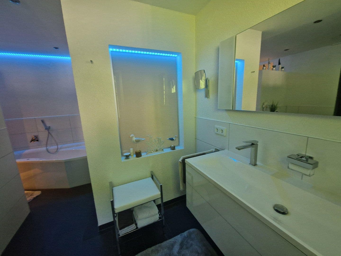 Predaj domu 251 m², pozemek 2.000 m², Neidenfels, Porýnie-Falcko Predaj domu 251 m², pozemek 2.000 m², Neidenfels, Porýnie-Falcko