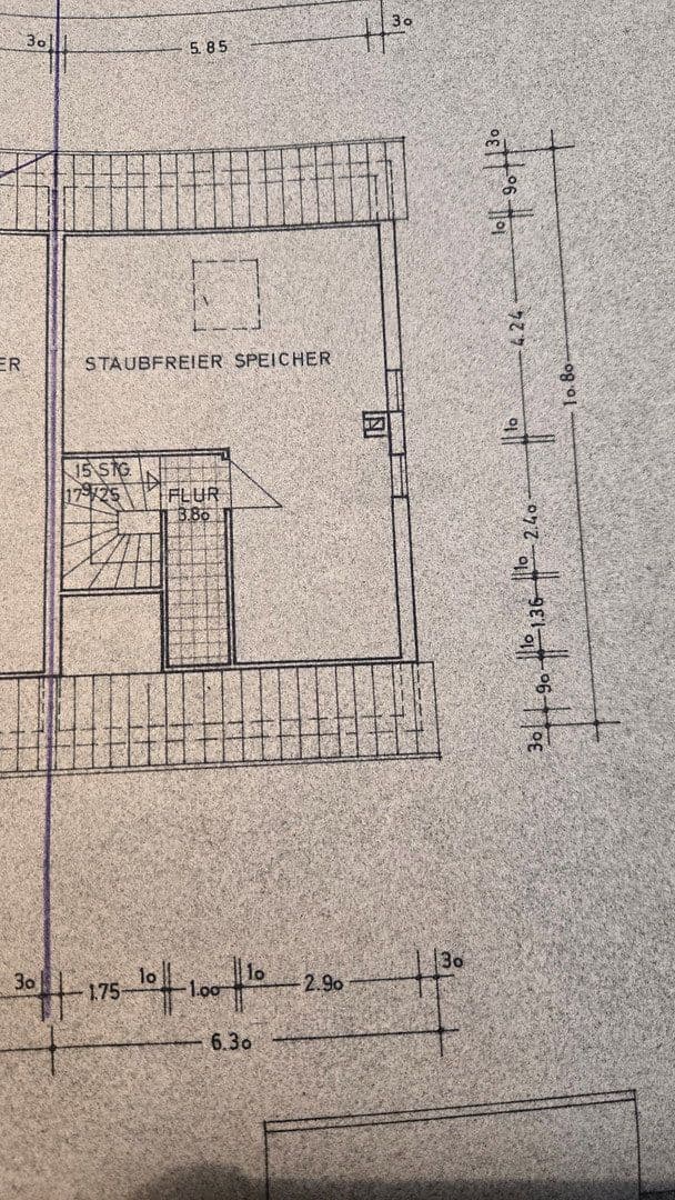 Predaj domu 148 m², pozemek 547 m², München, Bavorsko Predaj domu 148 m², pozemek 547 m², München, Bavorsko