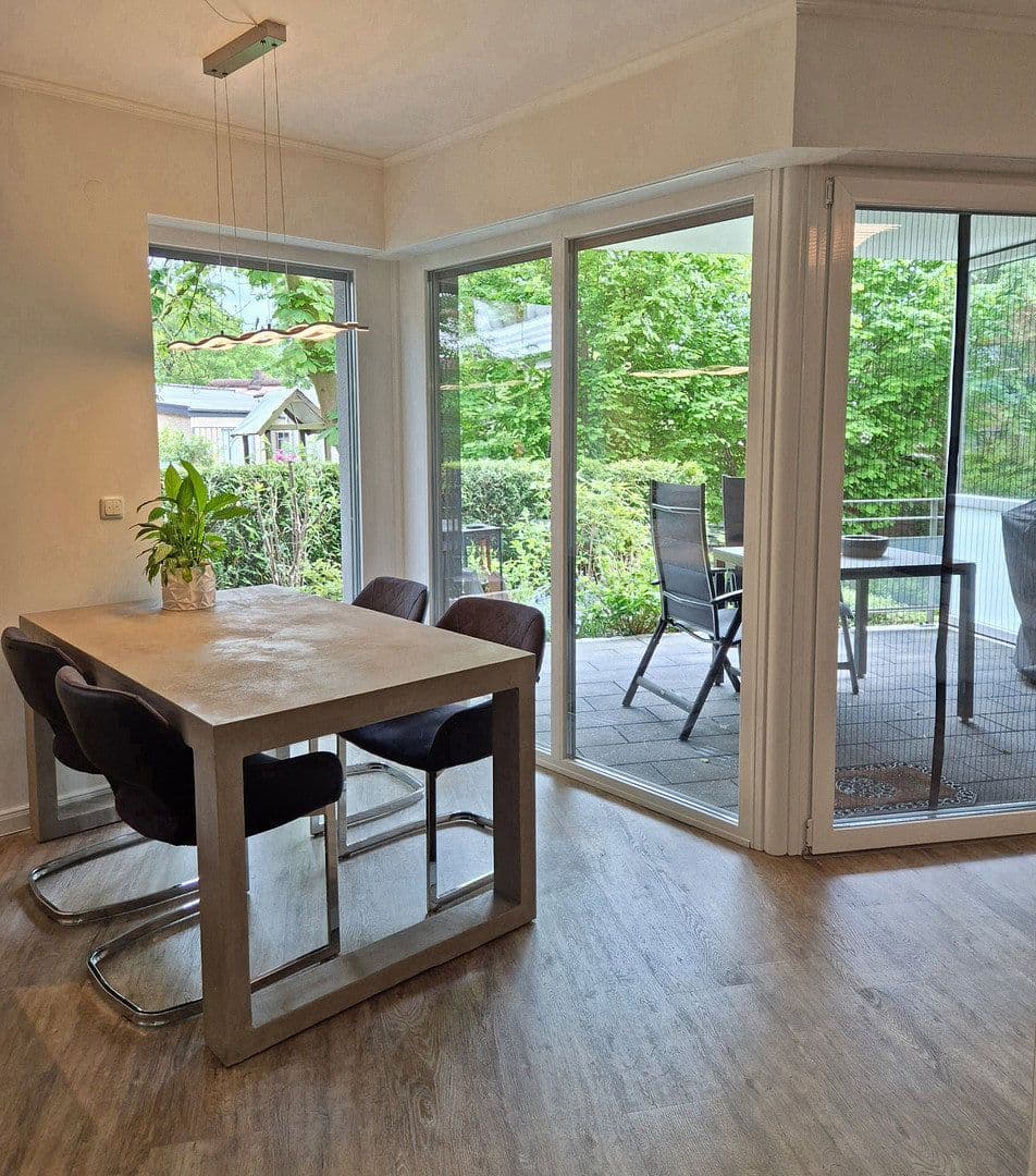 Predaj bytu 3-izbový 87 m², Henstedt-Ulzburg, Šlezvicko-Holštajnsko Predaj bytu 3-izbový 87 m², Henstedt-Ulzburg, Šlezvicko-Holštajnsko