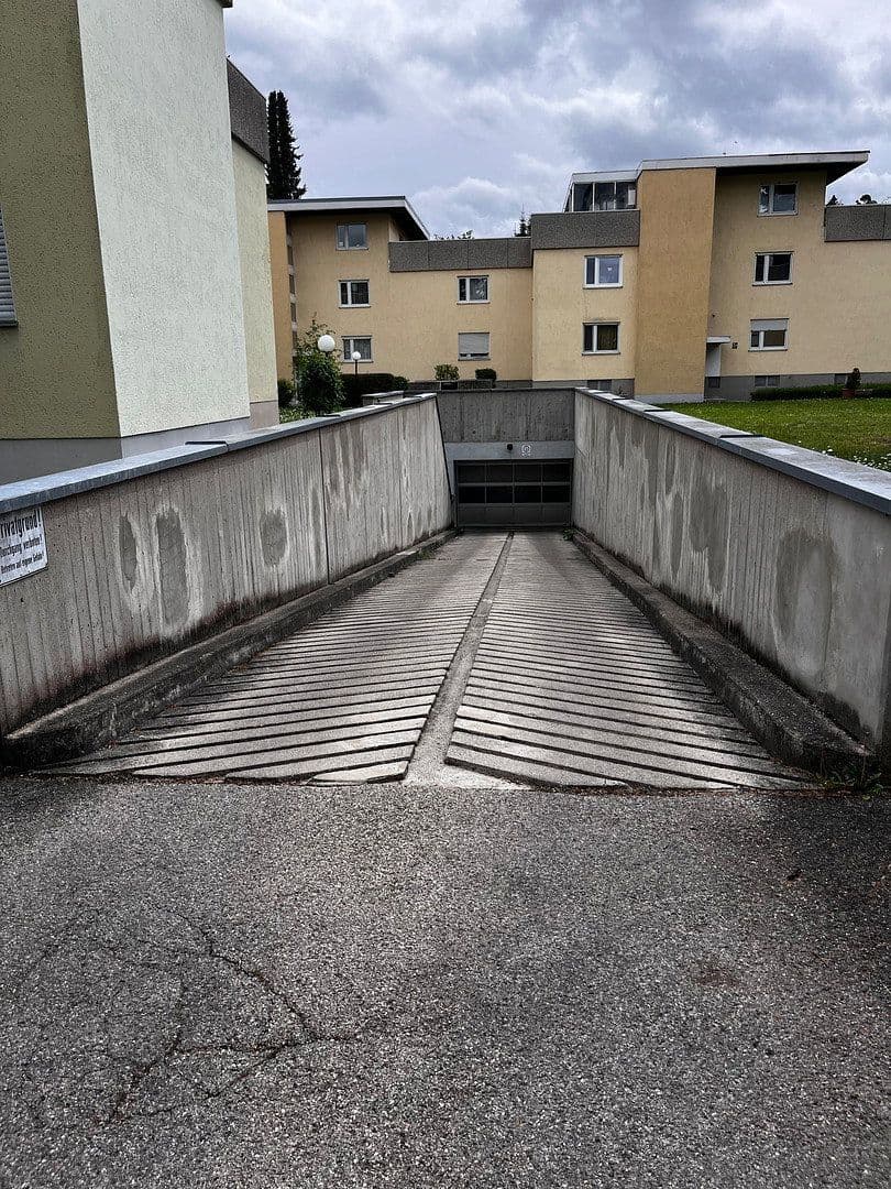 Prenájom bytu 3-izbový 83 m², Planegg, Bavorsko Prenájom bytu 3-izbový 83 m², Planegg, Bavorsko