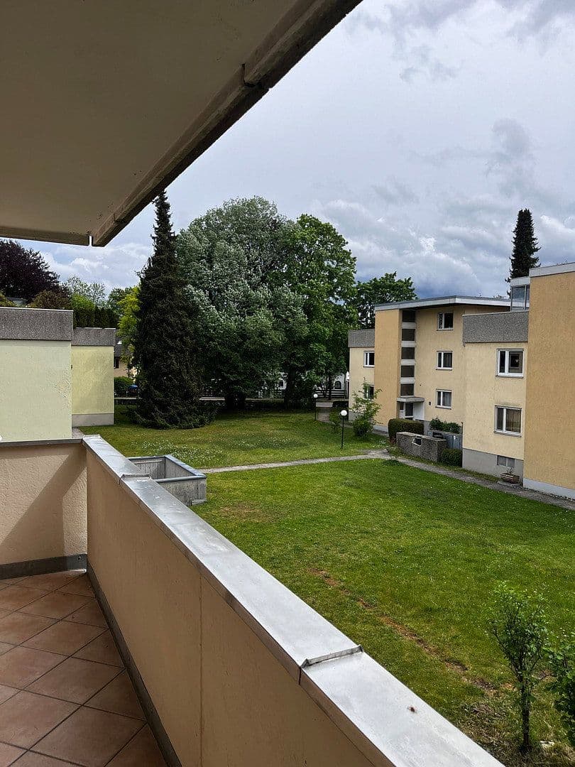 Prenájom bytu 3-izbový 83 m², Planegg, Bavorsko Prenájom bytu 3-izbový 83 m², Planegg, Bavorsko