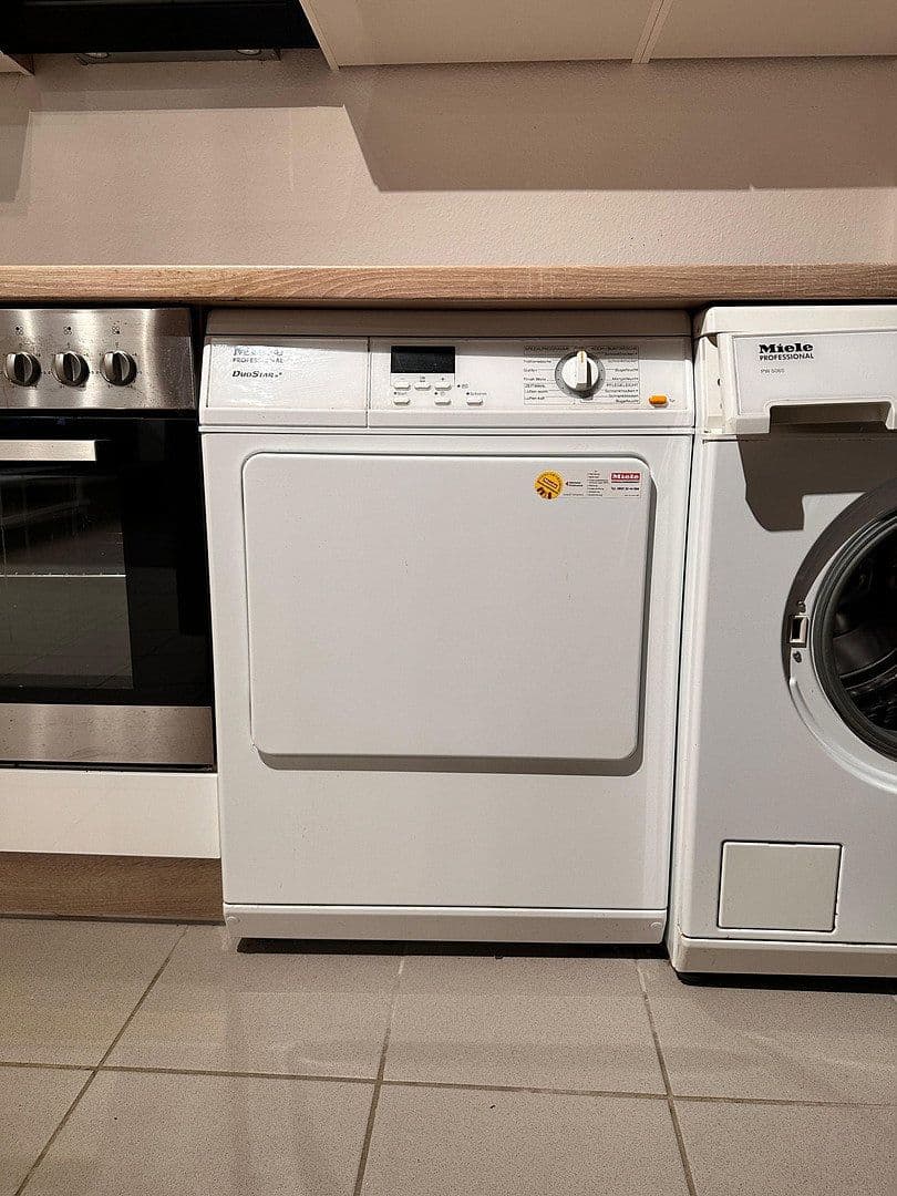 Prenájom bytu 2-izbový 54 m², Roth, Bavorsko Prenájom bytu 2-izbový 54 m², Roth, Bavorsko