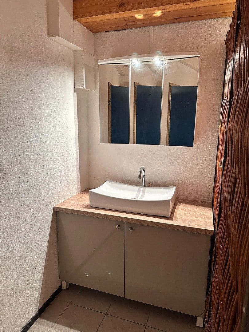 Prenájom bytu 2-izbový 54 m², Roth, Bavorsko Prenájom bytu 2-izbový 54 m², Roth, Bavorsko