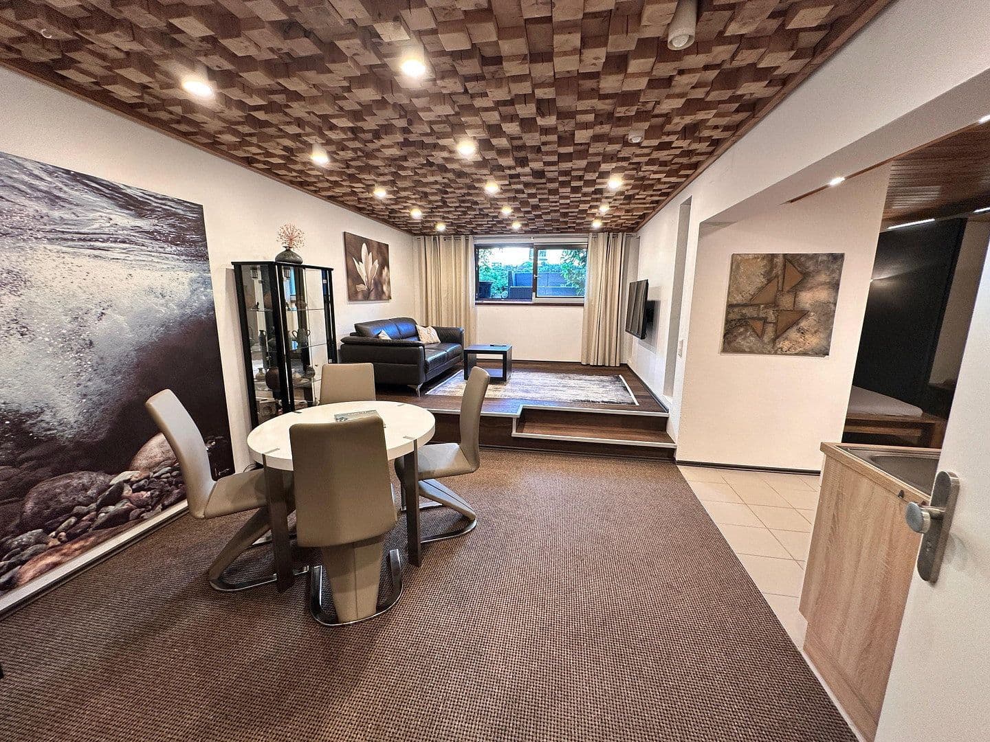 Prenájom bytu 2-izbový 54 m², Roth, Bavorsko Prenájom bytu 2-izbový 54 m², Roth, Bavorsko