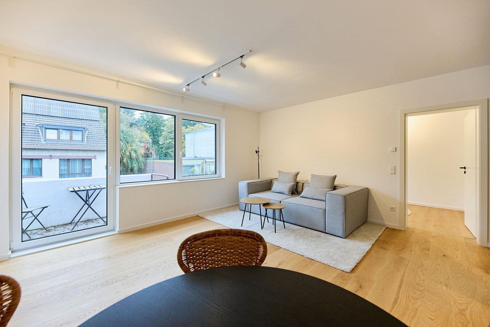 Prenájom bytu 2-izbový 45 m², Pöhlenweg 35, Düsseldorf, Severné Porýnie - Westfálsko Prenájom bytu 2-izbový 45 m², Pöhlenweg 35, Düsseldorf, Severné Porýnie - Westfálsko
