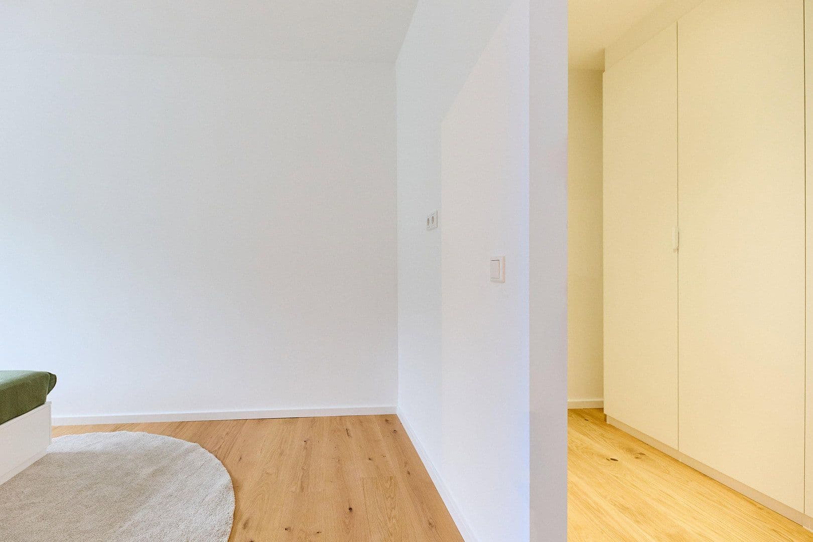 Prenájom bytu 2-izbový 45 m², Pöhlenweg 35, Düsseldorf, Severné Porýnie - Westfálsko Prenájom bytu 2-izbový 45 m², Pöhlenweg 35, Düsseldorf, Severné Porýnie - Westfálsko
