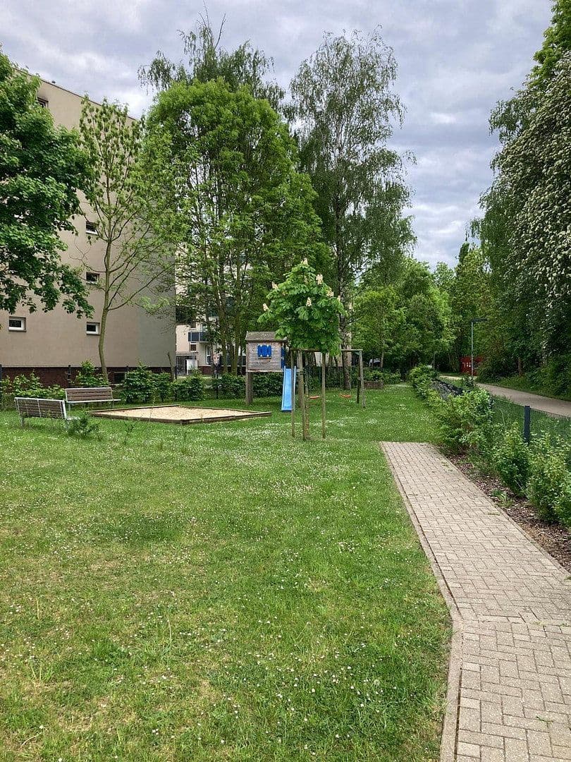 Prenájom bytu 3-izbový 81 m², Braunschweig, Dolné Sasko Prenájom bytu 3-izbový 81 m², Braunschweig, Dolné Sasko
