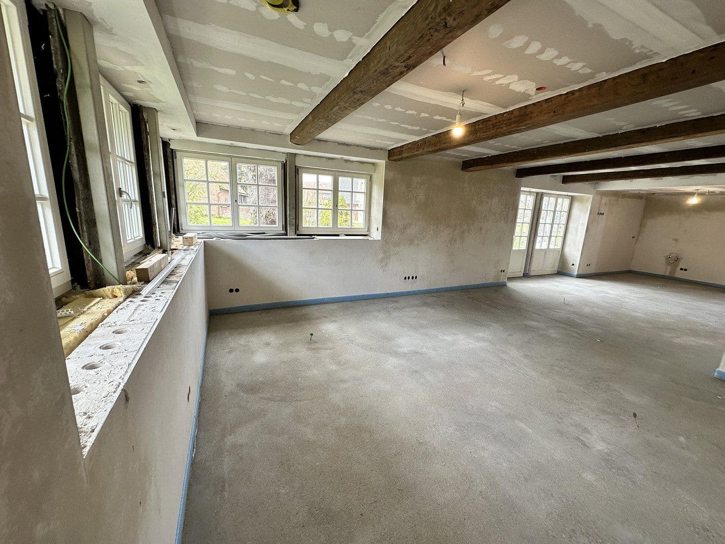 Prenájom bytu 4-izbový 132 m², Hamburg, Hamburg Prenájom bytu 4-izbový 132 m², Hamburg, Hamburg