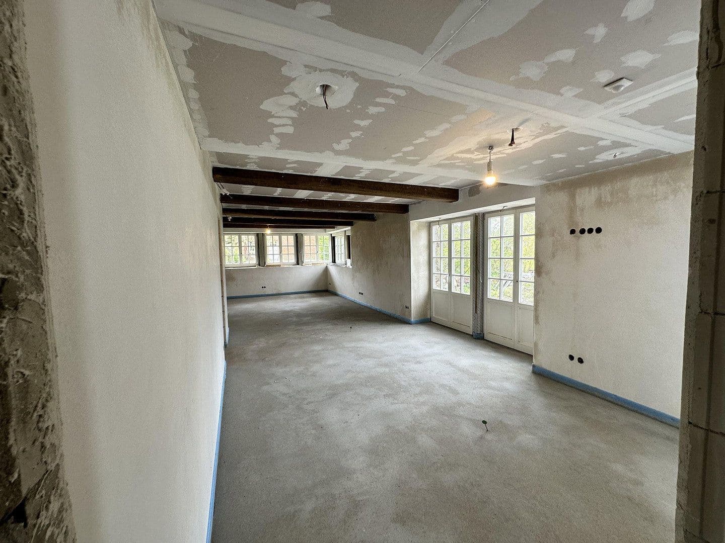 Prenájom bytu 4-izbový 132 m², Hamburg, Hamburg Prenájom bytu 4-izbový 132 m², Hamburg, Hamburg