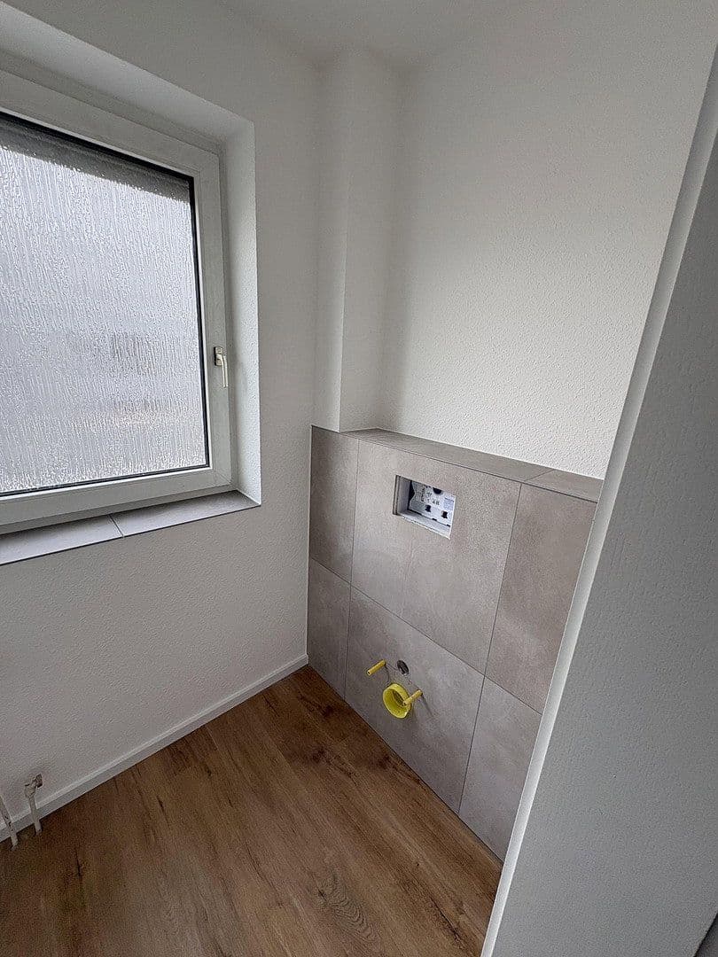 Prenájom bytu 4-izbový 102 m², Gerscheder Str. 125, Essen, Severné Porýnie - Westfálsko Prenájom bytu 4-izbový 102 m², Gerscheder Str. 125, Essen, Severné Porýnie - Westfálsko