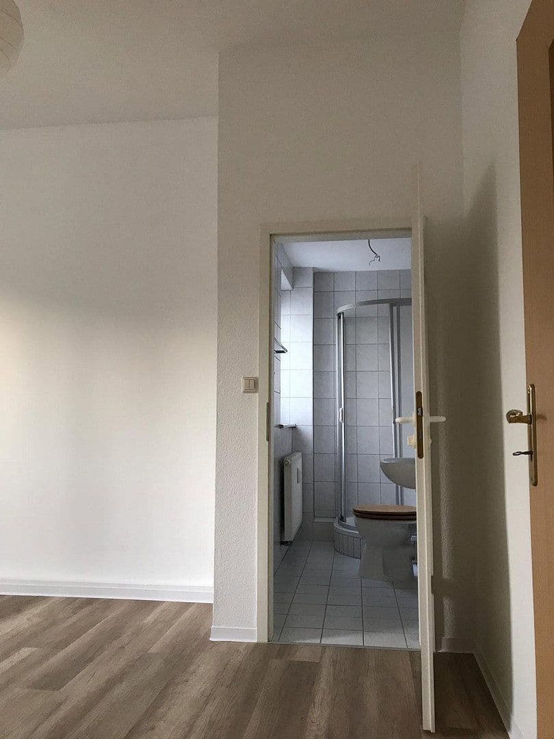 Prenájom bytu 2-izbový 46 m², Bahnhofstr.9, Dresden, Sasko Prenájom bytu 2-izbový 46 m², Bahnhofstr.9, Dresden, Sasko