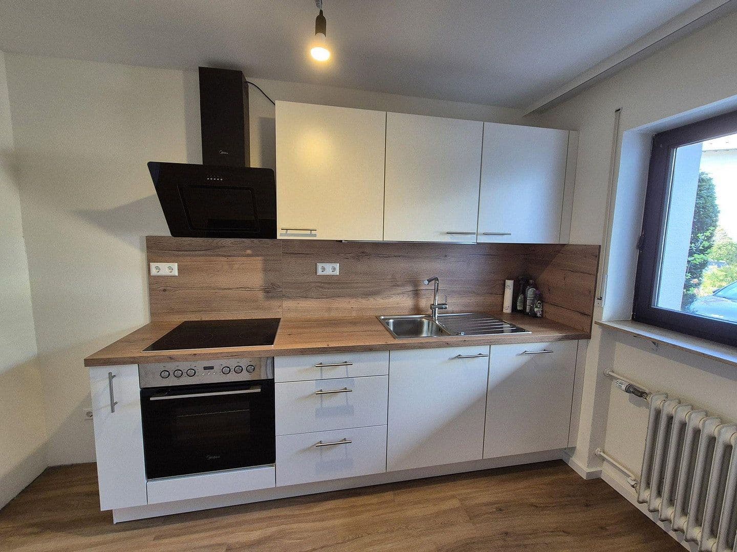 Prenájom domu 150 m², pozemek 317 m², Bad Krozingen, Bádensko-Wurttembersko Prenájom domu 150 m², pozemek 317 m², Bad Krozingen, Bádensko-Wurttembersko