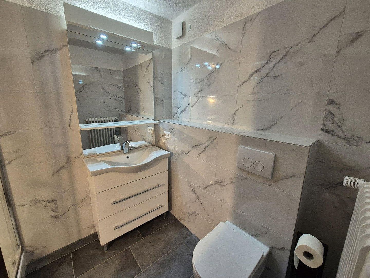 Prenájom domu 150 m², pozemek 317 m², Bad Krozingen, Bádensko-Wurttembersko Prenájom domu 150 m², pozemek 317 m², Bad Krozingen, Bádensko-Wurttembersko
