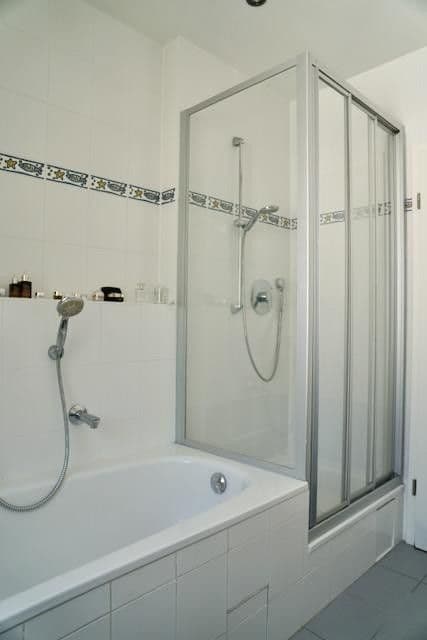 Prenájom bytu 3-izbový 70 m², Waldperlacher Str. 88, München, Bavorsko Prenájom bytu 3-izbový 70 m², Waldperlacher Str. 88, München, Bavorsko