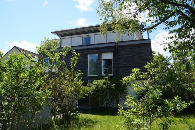 Prenájom bytu 3-izbový 70 m², Waldperlacher Str. 88, München, Bavorsko Prenájom bytu 3-izbový 70 m², Waldperlacher Str. 88, München, Bavorsko