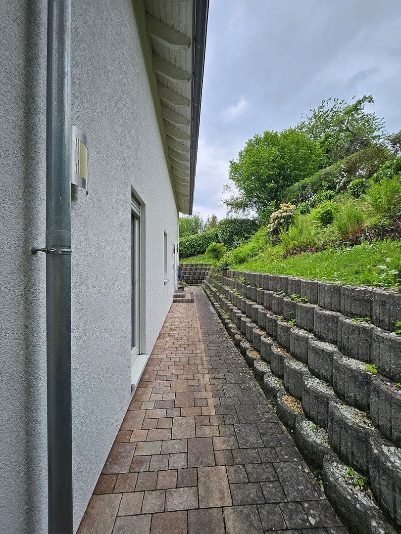 Predaj domu 210 m², pozemek 500 m², Bad Orb, Hesensko Predaj domu 210 m², pozemek 500 m², Bad Orb, Hesensko