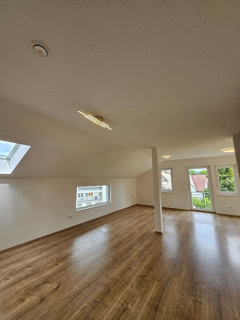 Predaj domu 210 m², pozemek 500 m², Bad Orb, Hesensko Predaj domu 210 m², pozemek 500 m², Bad Orb, Hesensko
