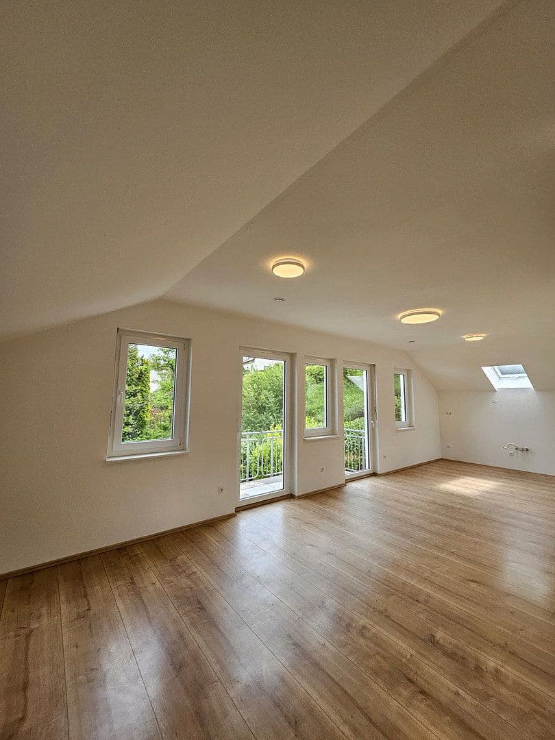 Predaj domu 210 m², pozemek 500 m², Bad Orb, Hesensko Predaj domu 210 m², pozemek 500 m², Bad Orb, Hesensko