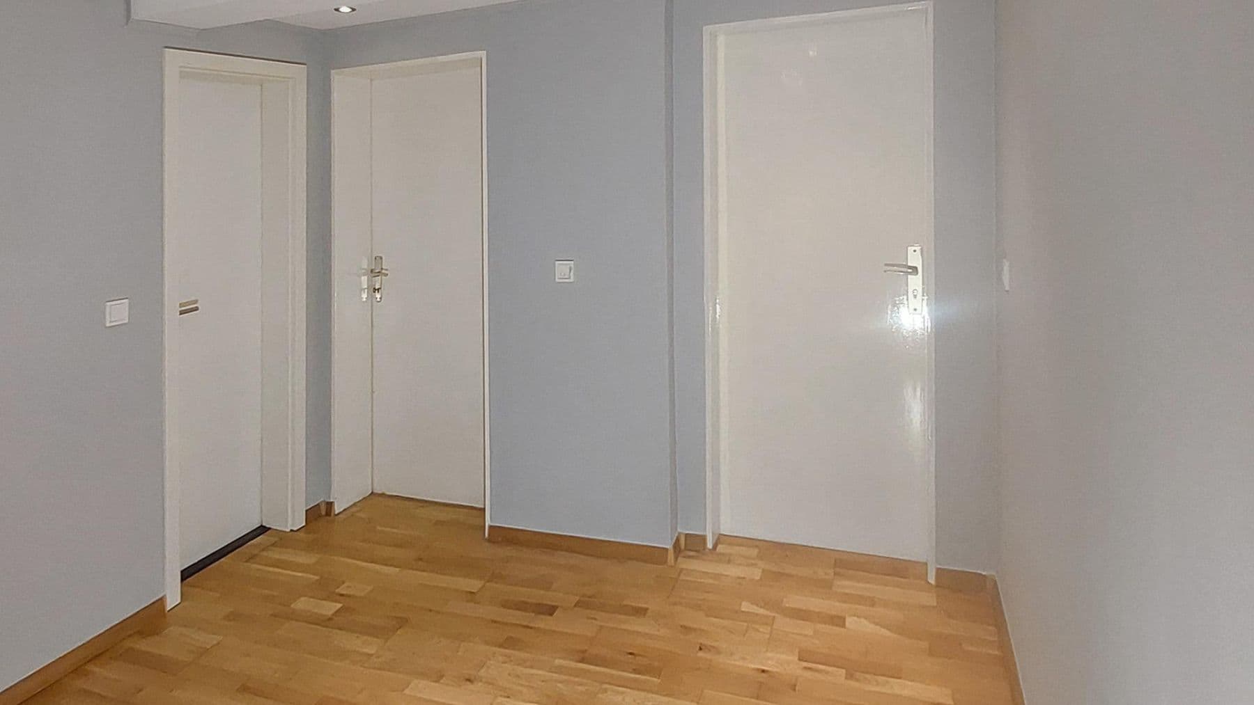 Prenájom domu 195 m², pozemek 454 m², Am Lerchenberg 16, Karlsruhe-Durlach, Bádensko-Wurttembersko Prenájom domu 195 m², pozemek 454 m², Am Lerchenberg 16, Karlsruhe-Durlach, Bádensko-Wurttembersko
