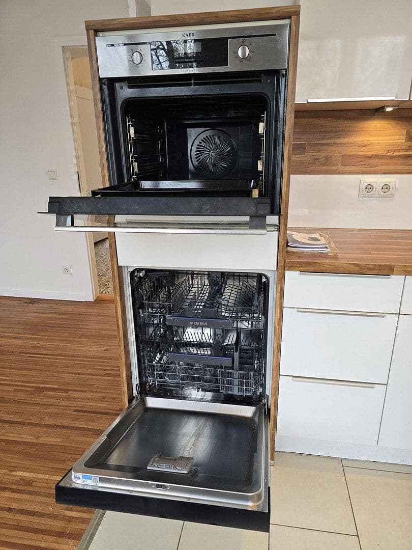 Prenájom bytu 4-izbový 114 m², Gerhart-Hauptmann Straße 43/45, Teltow, Brandenbursko Prenájom bytu 4-izbový 114 m², Gerhart-Hauptmann Straße 43/45, Teltow, Brandenbursko