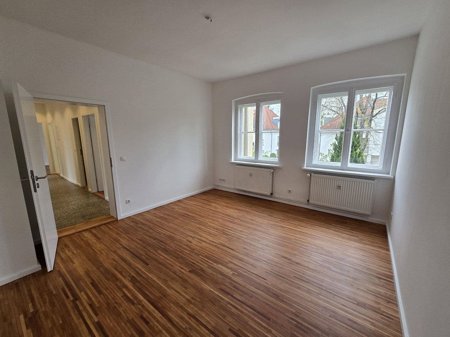 Prenájom bytu 4-izbový 114 m², Gerhart-Hauptmann Straße 43/45, Teltow, Brandenbursko Prenájom bytu 4-izbový 114 m², Gerhart-Hauptmann Straße 43/45, Teltow, Brandenbursko