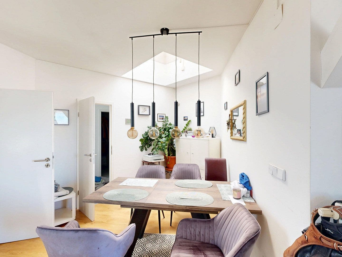 Predaj bytu 7-izbový 183 m², Berlin, Berlín Predaj bytu 7-izbový 183 m², Berlin, Berlín