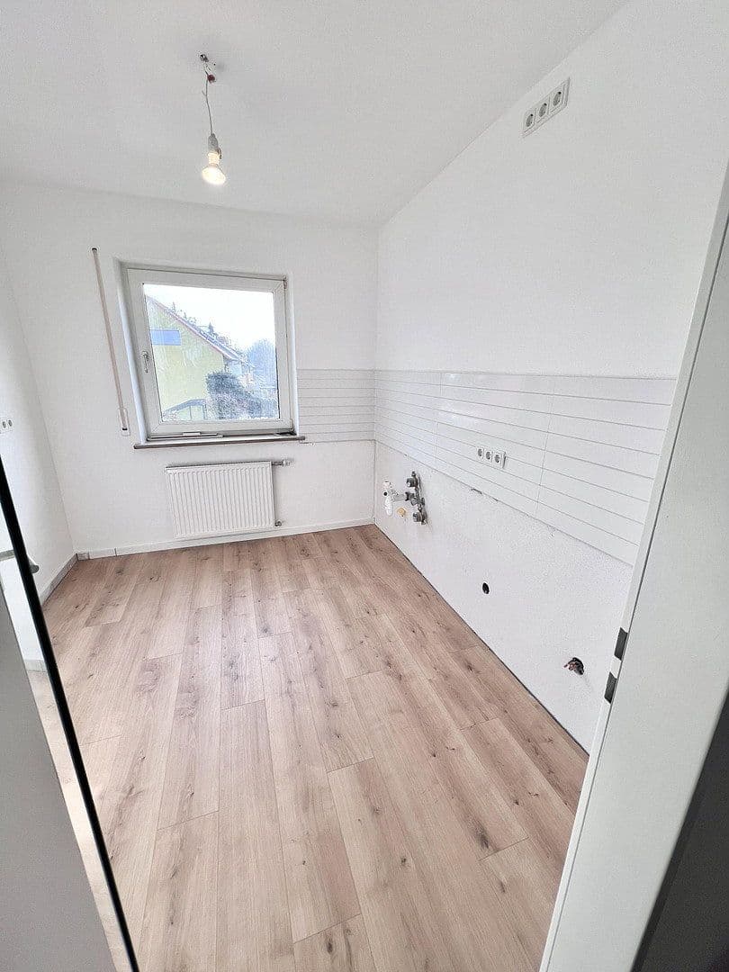 Prenájom bytu 3-izbový 78 m², Fürth, Bavorsko Prenájom bytu 3-izbový 78 m², Fürth, Bavorsko