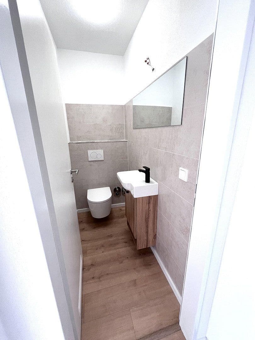 Prenájom bytu 3-izbový 78 m², Fürth, Bavorsko Prenájom bytu 3-izbový 78 m², Fürth, Bavorsko