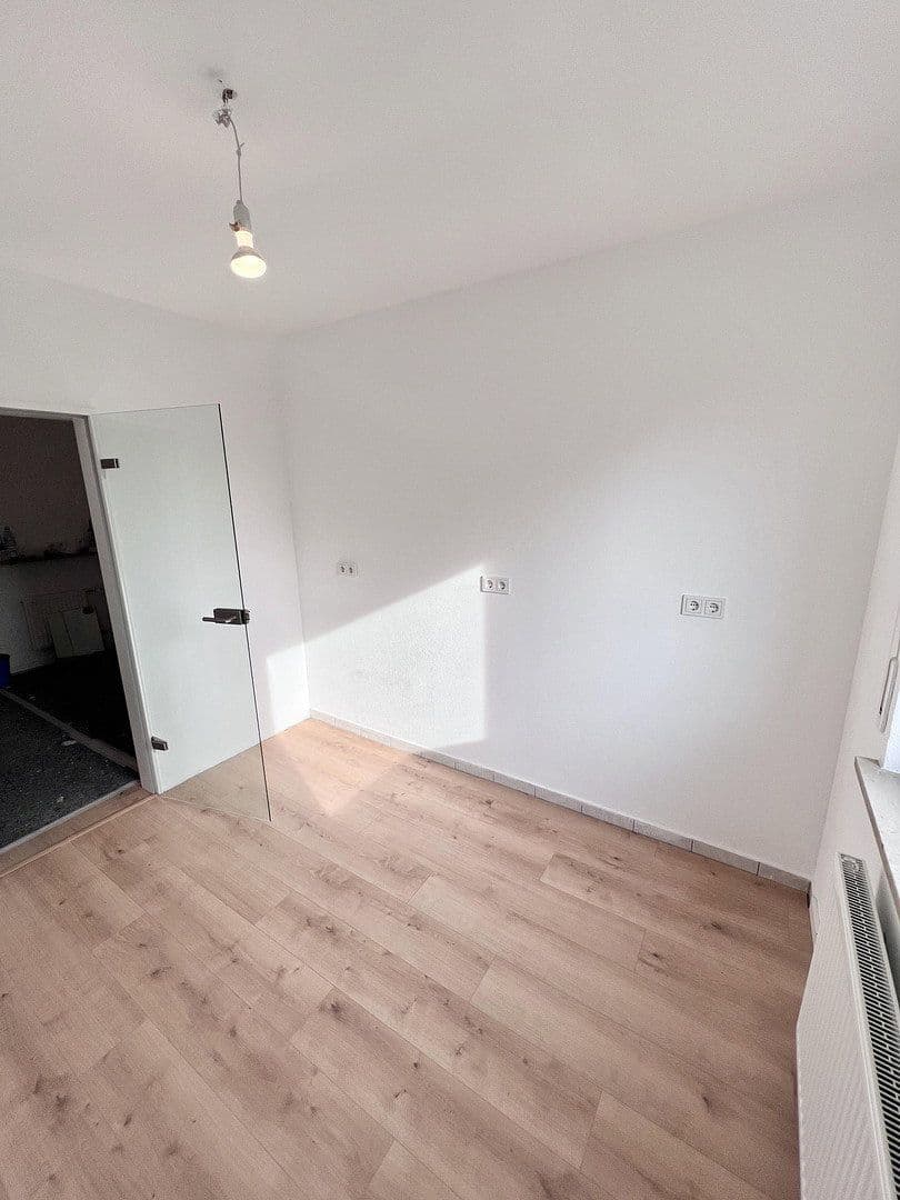 Prenájom bytu 3-izbový 78 m², Fürth, Bavorsko Prenájom bytu 3-izbový 78 m², Fürth, Bavorsko