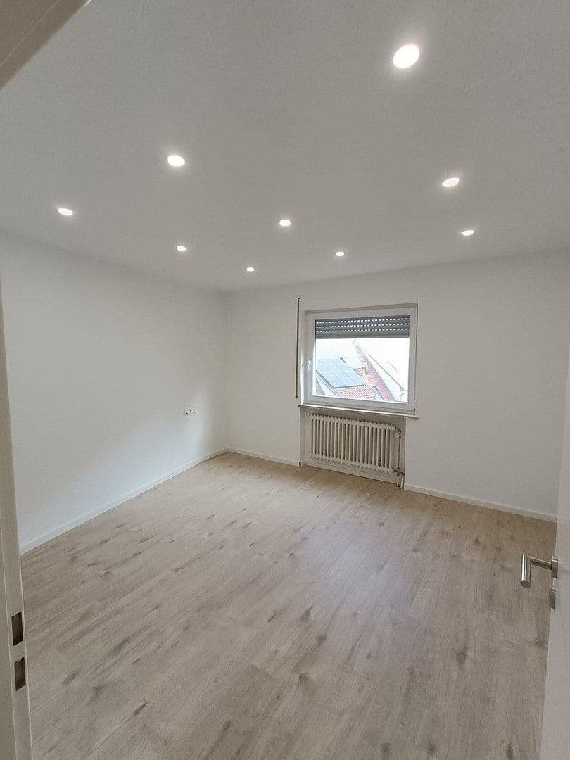 Prenájom bytu 2-izbový 62 m², Kirchstr. 12, Deizisau, Bádensko-Wurttembersko Prenájom bytu 2-izbový 62 m², Kirchstr. 12, Deizisau, Bádensko-Wurttembersko