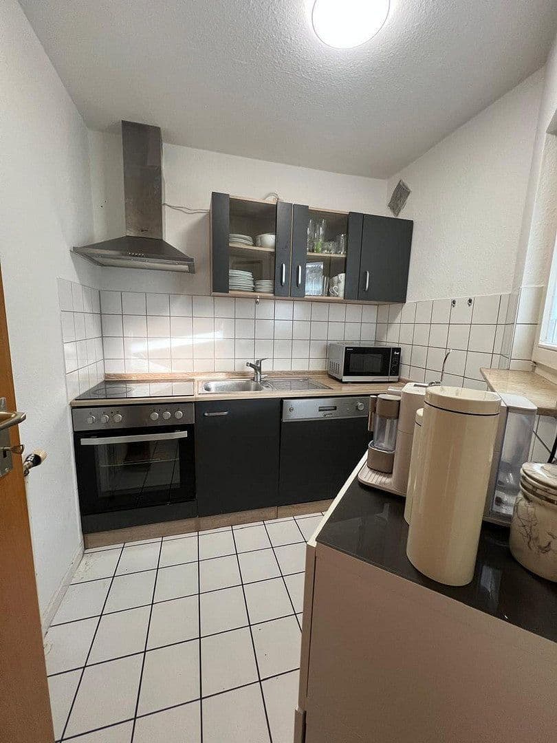 Prenájom bytu 2-izbový 48 m², Elsa-Brändström-Straße 40, Reutlingen, Bádensko-Wurttembersko Prenájom bytu 2-izbový 48 m², Elsa-Brändström-Straße 40, Reutlingen, Bádensko-Wurttembersko