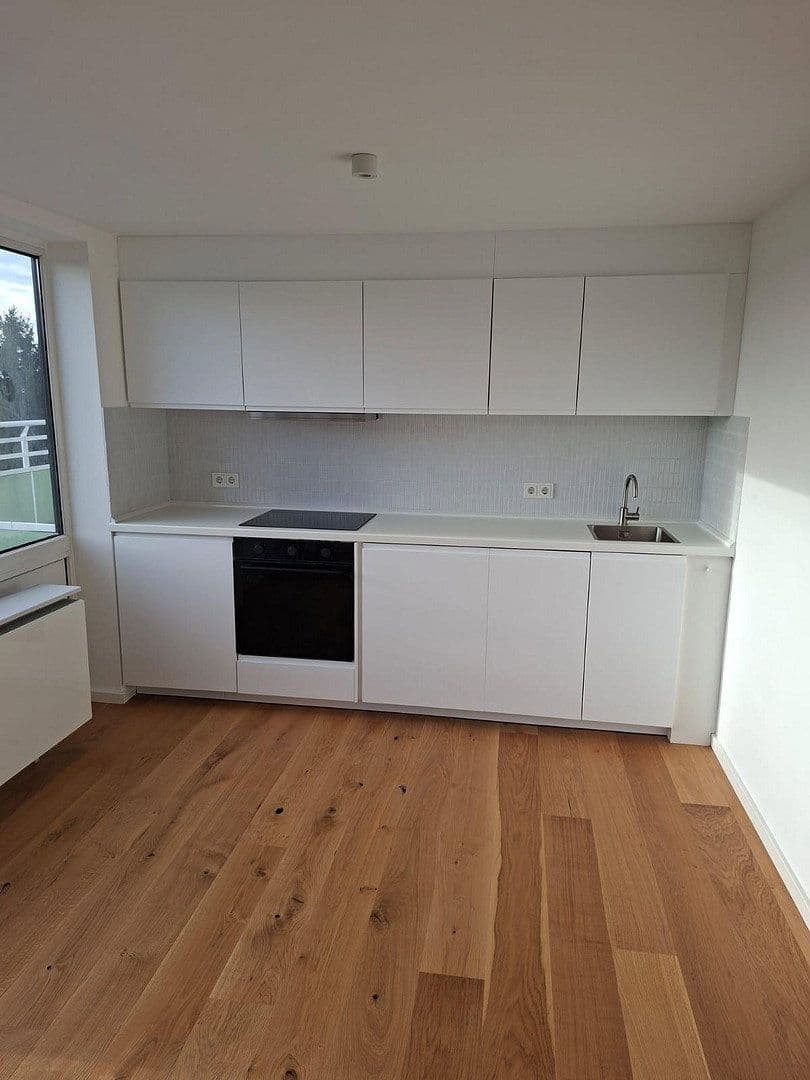 Prenájom bytu 1-izbový 37 m², Münsterstrasse 161, Düsseldorf, Severné Porýnie - Westfálsko Prenájom bytu 1-izbový 37 m², Münsterstrasse 161, Düsseldorf, Severné Porýnie - Westfálsko